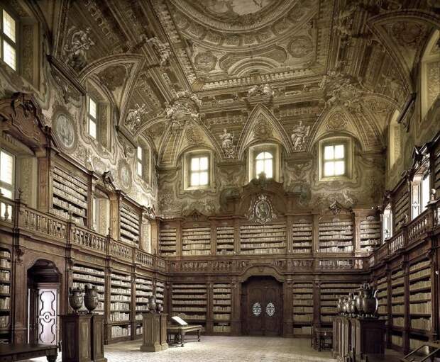 Блог - Итальянский фотограф снял самые красивые библиотеки мира Итальянский фотограф снял самые красивые библиотеки мира