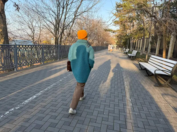 Не грустите, что друзей стало меньше: наука объяснила, почему это неизбежно после 40