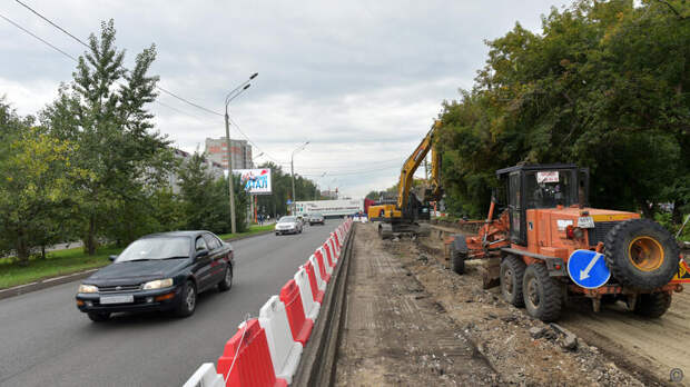 Ремонт дороги / Фото: barnaul.org