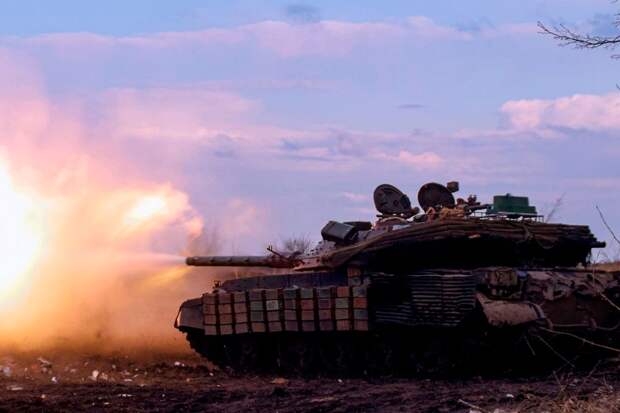 В ВСУ израильскую "реактивную броню" на словенских M-55S усилили "Контактом"