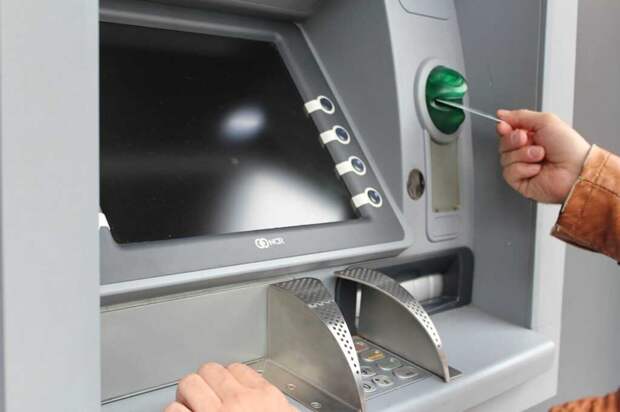 Что делать, если банкомат не выдал деньги?