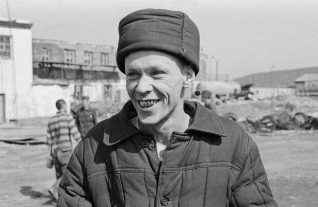 Ломом подпоясанный значение. Ломом подпоясанный значение