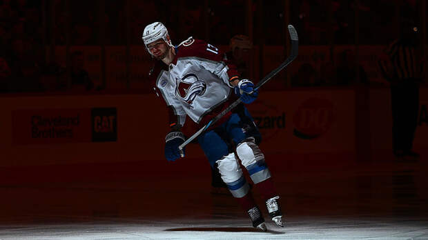 Передача Ничушкина помогла «Колорадо» разгромить «Калгари»
