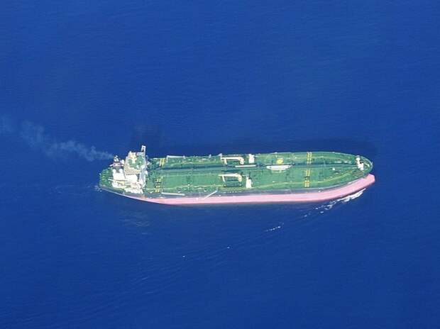 Экипаж газовоза «Арктик Метагаз» прибыл в Мурманск после атаки у берегов Мальты