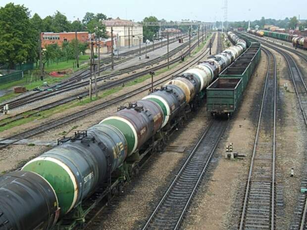 Ж/д-диверсия в Брянской области: СК показал кадры с места подрыва поезда