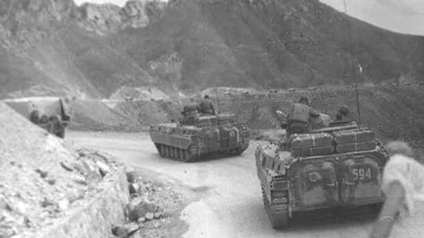 25 декабря 1979 года советские войска вошли в Афганистан... ("Тринадцать Тысяч Триста")