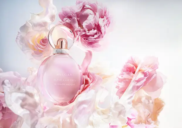 Сияние сквозь свежесть розы в ароматах Bulgari Rose Goldea Blossom Delight