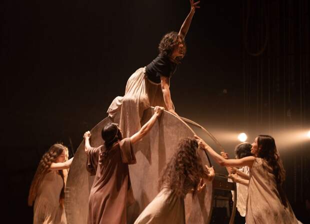 В Омске покажут спектакль «Островитянка», вдохновленный творчеством Цветаевой