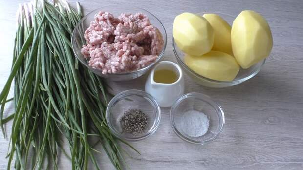 Рулеты с фаршем и зеленым луком Другая кухня, Рулет с мясом, Видео, Длиннопост, Рулет, Фарш, Рецепт, Кулинария
