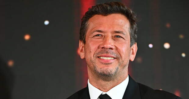 Его брак называли вечным, но спустя 19 лет Андрей Мерзликин подал на развод: «Господь забирает самое дорогое»