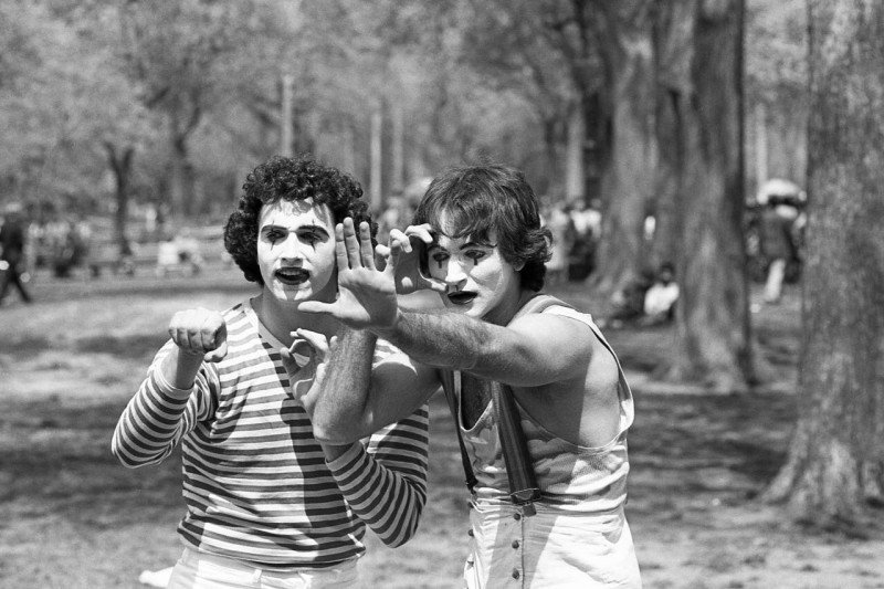 Два мима в Центральном парке, 1974 год, Нью–Йорк история, факты, фото