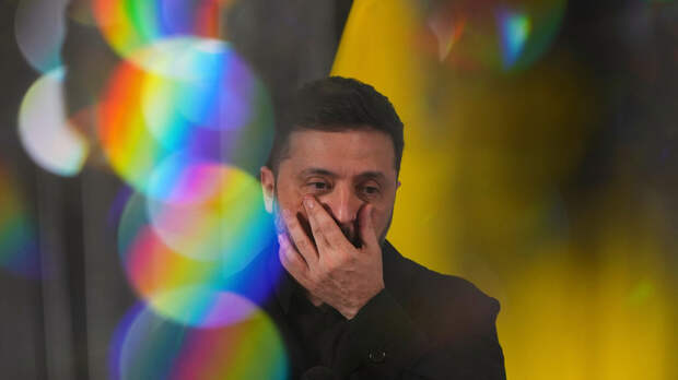 Мирошник: у Зеленского не получилось имитировать борьбу с коррупцией