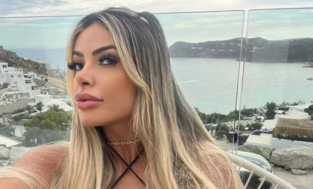 4 4