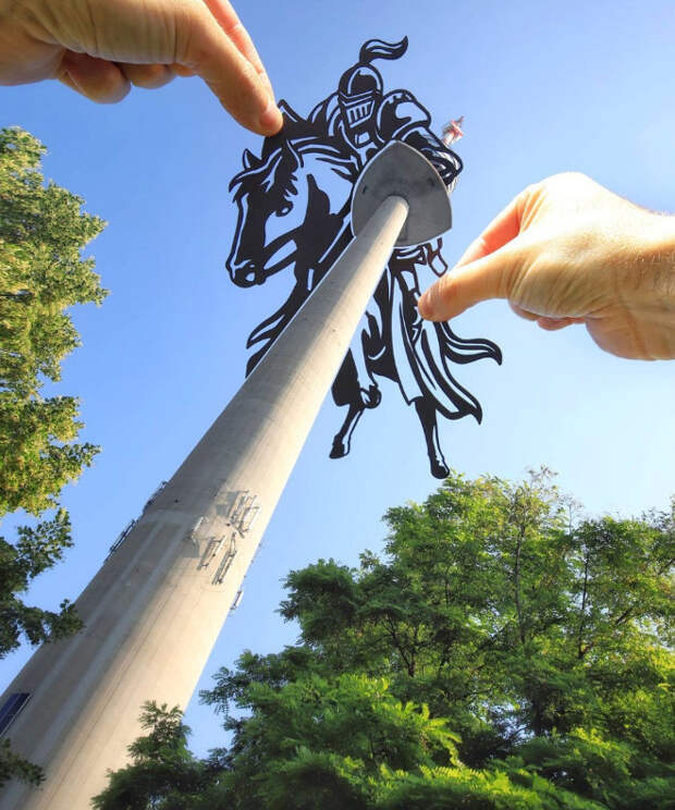 Художник преображает знаковые места, используя вырезки из бумаги