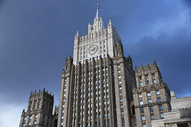 МИД РФ: Франция, Британия и ФРГ добиваются затягивания конфликта на Украине