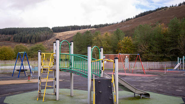 В Васильевке ВСУ сбросили снаряд с детонатором на детскую площадку