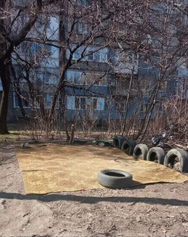 парковка Алладина на Зелёном в Макеевке