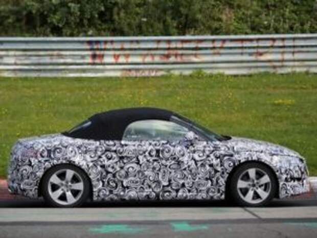 Audi TT с открытым верхом сфотографировали в Нюрбургринге
