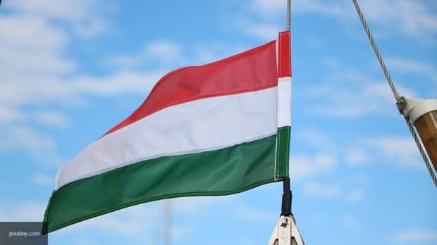 Венгерское правительство назвало сражавшихся против СССР союзников Гитлера "героями"