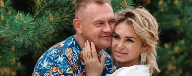 Супруга Степана Меньщикова простила изменившего ей мужа