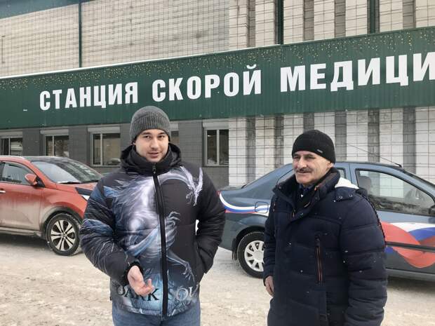 В Новосибирске фельдшер скорой помощи спас врача от нападения мужчины с ножом