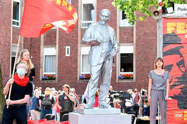 Немецкий Ленин вызвал в Польше панику