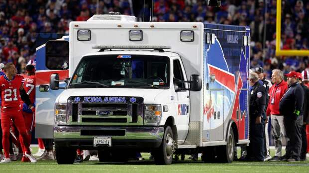 Damar Hamlin Buffalo Bills Ambulance Taylor Rapp