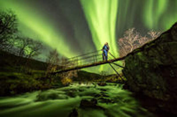 25 поразительных фото северного сияния, объясняющих, почему все сходят по нему с ума