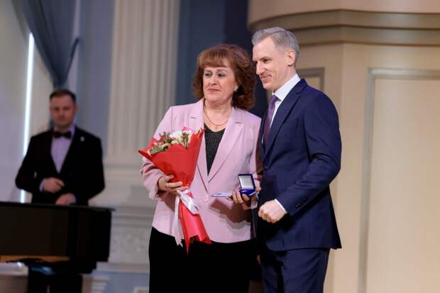 Работникам культуры Смоленской области вручили награды