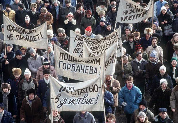 Самый большой протестный митинг в истории СССР (ФОТО)