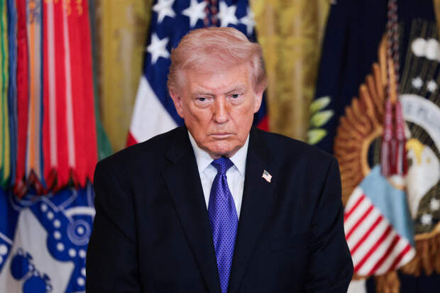 Трамп пригрозил Ирану мощным ударом в случае закрытия Ормузского пролива