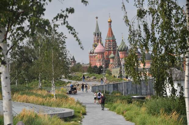 «Зеленое» строительство в Москве: Газоны на крышах и «умный» снос пятиэтажек по реновации