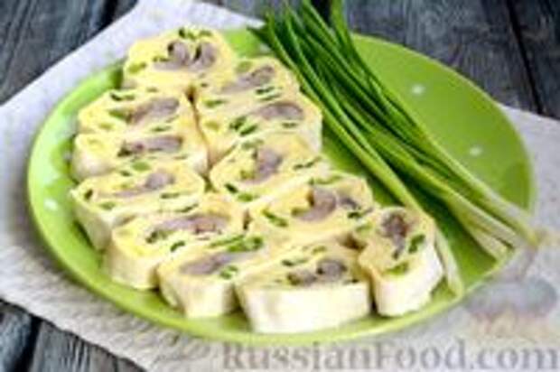 Фото к рецепту: Рулетики из лаваша с картофельным пюре и сельдью