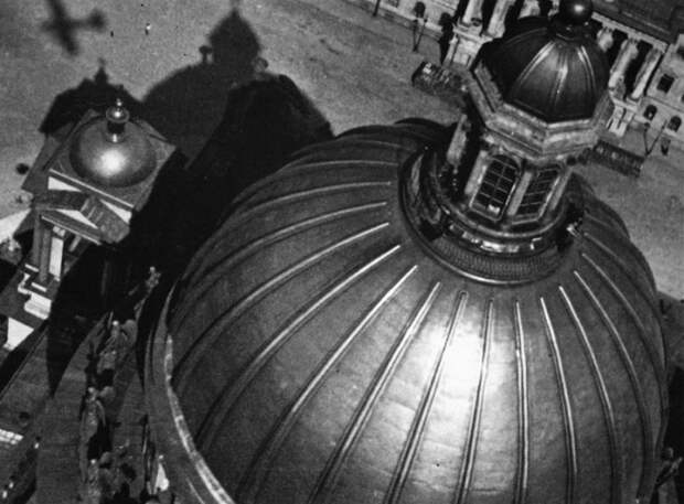 Вид на православный собор с высоты птичьего полёта, 1933 год.