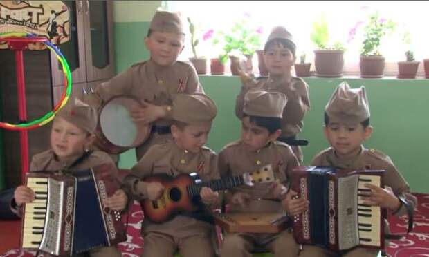 Таджикские детсадовцы спели «Смуглянку» и стали звёздами Интернета