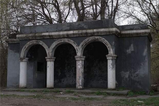 Автобусные остановки времен СССР (65 фото)
