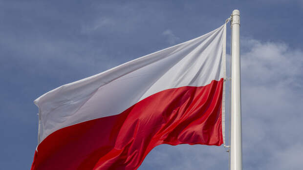 Экс-посол Семёнов: россияне в Польше плакали из-за закрытия генконсульства