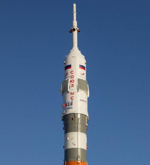 Российская нейросеть поможет космонавтам