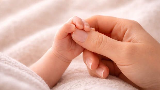 "Нам нужно меняться". Как на Алтае намерены выбираться из демографической ямы