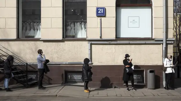 Мантуров рассказал, какие предприятия продолжат бесперебойную работу