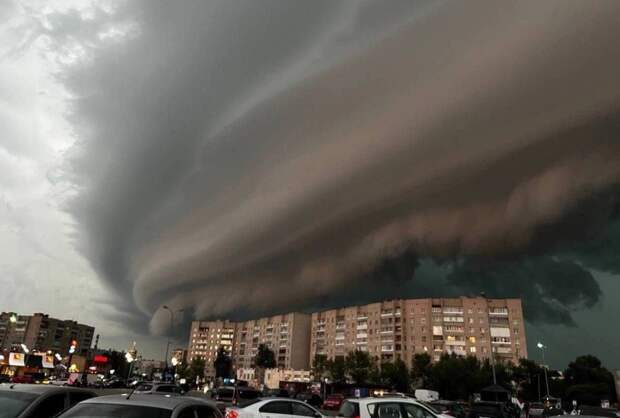 Ураган в Москве закончился так же быстро, как и начался