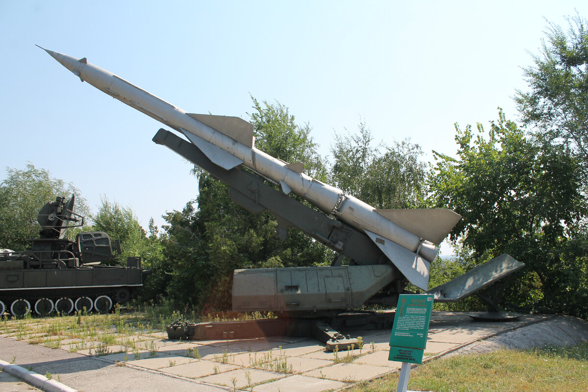 Зрк с-75 и противостояние с b-52 - некруглая но интересная дата