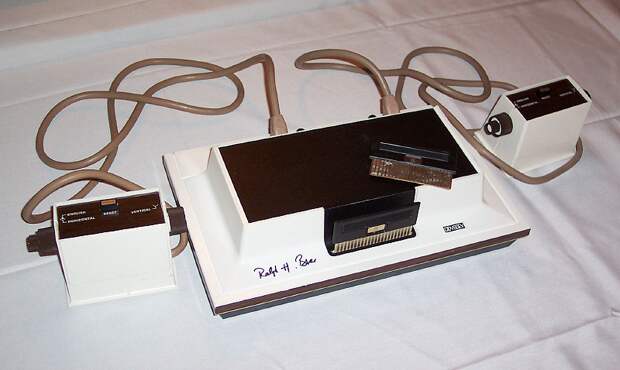 1. Magnavox Odyssey 1. Magnavox Odyssey Игровые приставки, игры, компьютеры, технологии