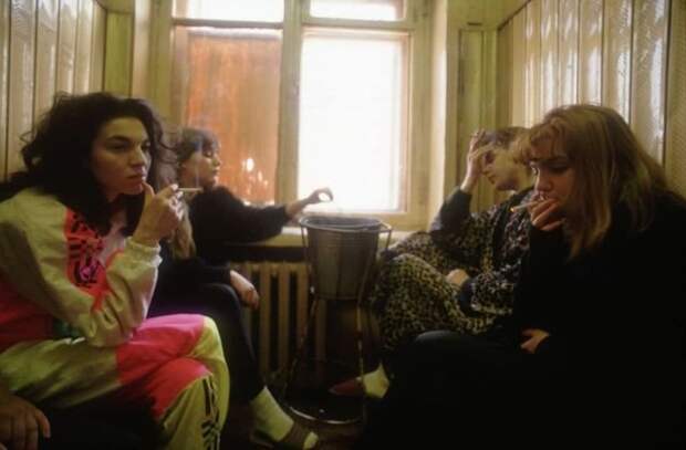 Подборка атмосферных фотографий из 90-х