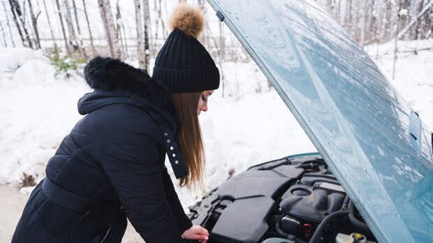 Автоэксперт Чальцев: смешивание масел может привести к поломке двигателя