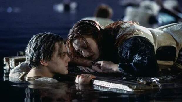 Актриса Кейт Уинслет назвала ночным кошмаром поцелуй с Ди Каприо в «Титанике»