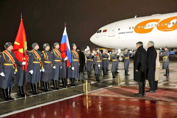 Президент Кубы прибыл с визитом в Россию
