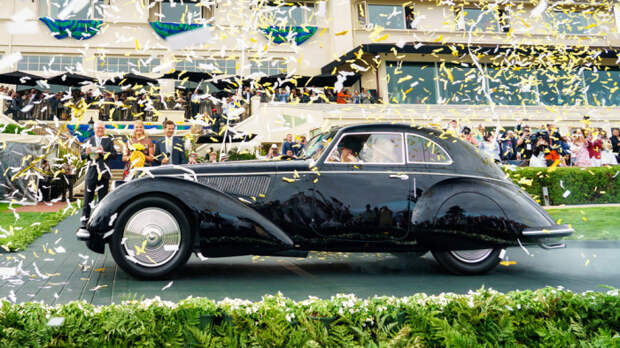 Конфетти в честь автомобиля, ставшего «Best of Show». | Фото: robbreport.com.