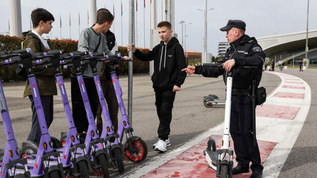 Введены новые штрафы за вождение электросамокатов детьми