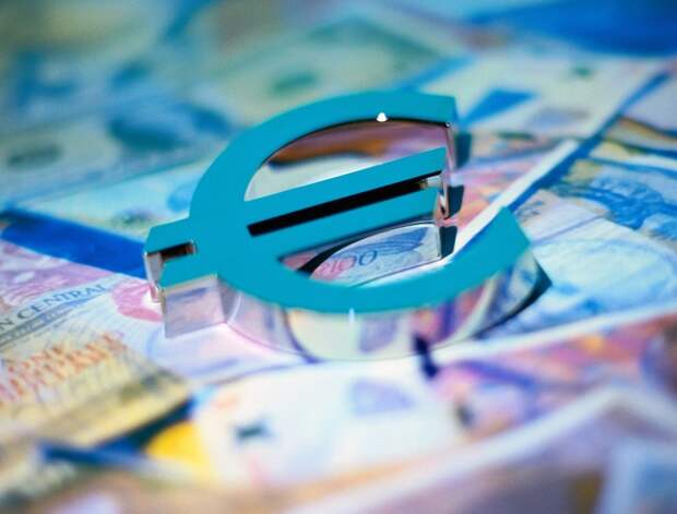 Французский центральный банк получил 13 млрд евро, изъяв золото из резервов США